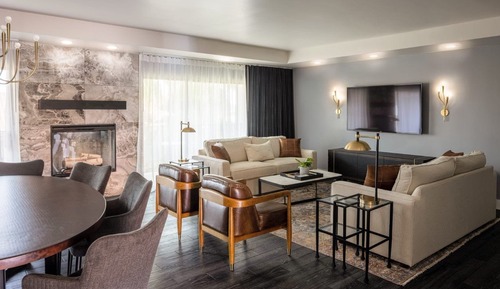 Suite, 1 Schlafzimmer, Balkon, Blick auf den Innenhof (Dining)