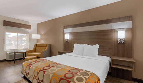 Standardzimmer, 1 King-Bett, Nichtraucher, Kühlschrank und Mikrowelle