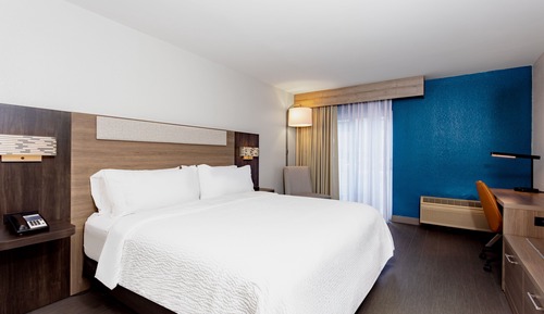 Suite, 1 Queen-Bett, barrierefrei (Communications, Mobil, Roll-In Shower)