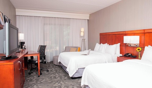 Zimmer, 2 Queen-Betten, Nichtraucher