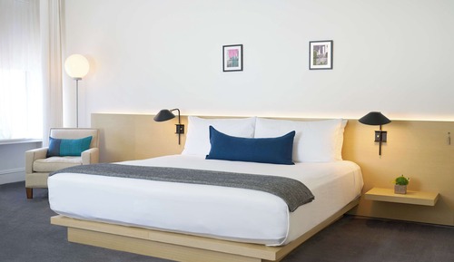 Deluxe-Zimmer, 1 King-Bett, rollstuhlgeeignete Dusche