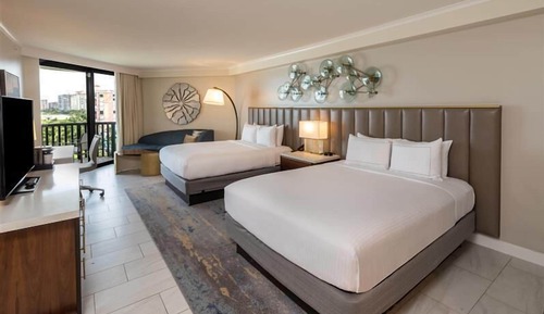 Zimmer, Mehrere Betten, eingeschränkter Meerblick (Mobility, Bathtub)