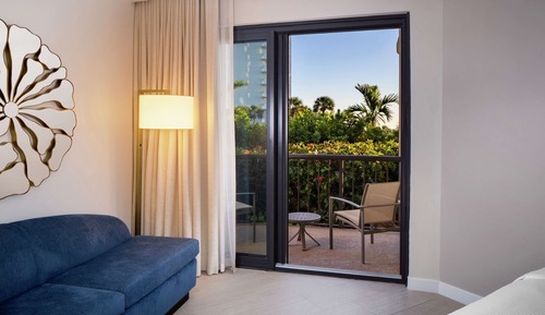 Zimmer, Mehrere Betten, eingeschränkter Meerblick (Mobility, Bathtub)