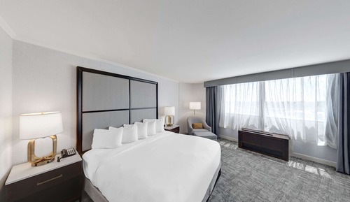 Zimmer, 1 King-Bett, Stadtblick