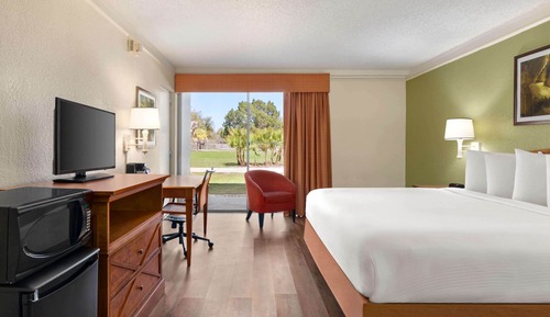 Zimmer, 1 King-Bett, barrierefrei, Nichtraucher (Mobility/Hearing)