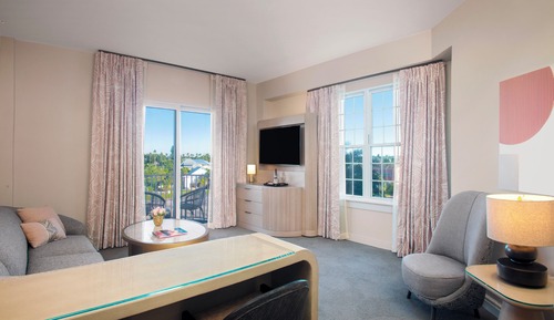 Suite, 1 Bedroom, Balcony (Bayside)