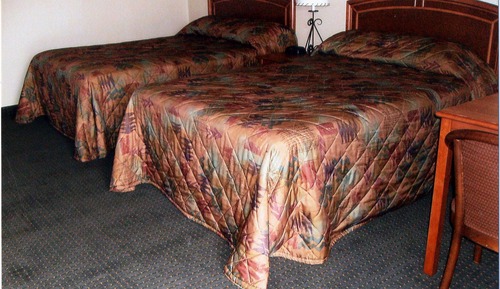 Zimmer, 2 Doppelbetten, Raucher