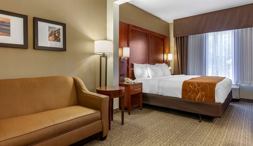 Suite, 1 King-Bett und Schlafsofa, barrierefrei, Nichtraucher