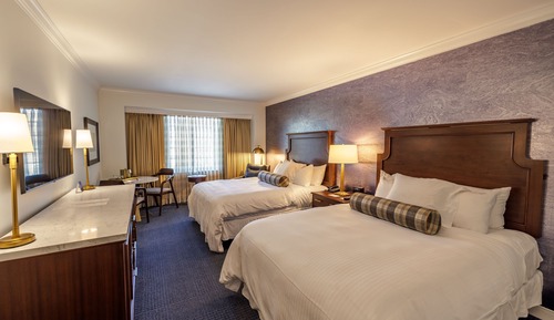 Traditional-Zimmer, 2 Queen-Betten