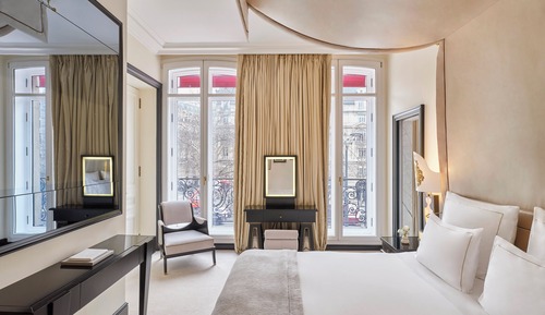 Signature-Suite (George V)