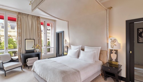 Signature-Suite (Champs Elysées)