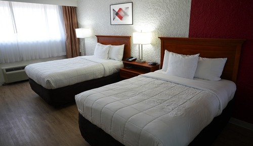 Zimmer, 2 Doppelbetten, barrierefrei, Nichtraucher (Upgrade)