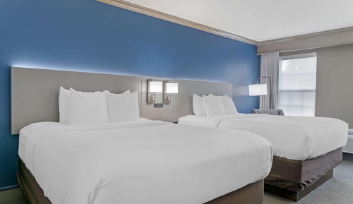 Standardzimmer, 2 Queen-Betten, Nichtraucher (Pet Friendly)