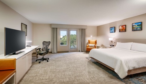 Zimmer, 1 King-Bett, barrierefrei (Hearing, 3x3 Shower)