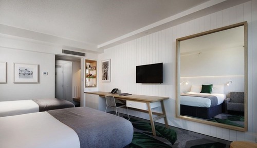 Zweibettzimmer, Blick auf den Jachthafen