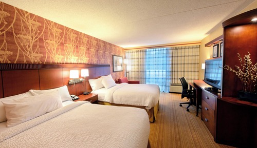 Zimmer, 2 Doppelbetten