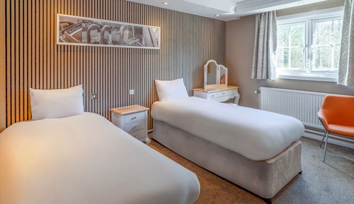 Standard-Zweibettzimmer