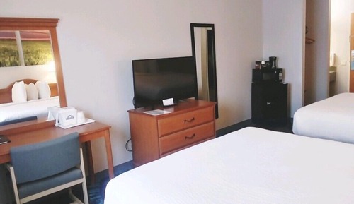 Zimmer, 2 Queen-Betten, Nichtraucher