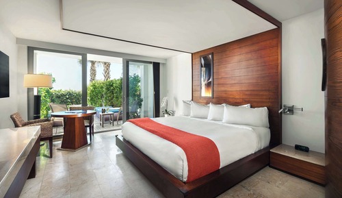 Zimmer, 1 King-Bett, barrierefrei, Meerseite (ADA Tub)