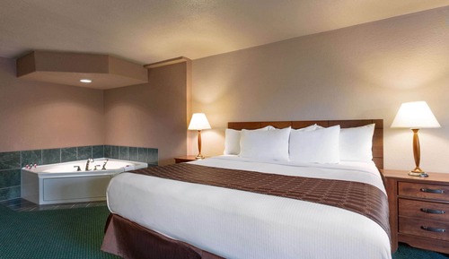 Suite, 1 King-Bett, Nichtraucher (Jetted Tub)