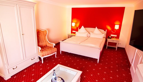 Comfort-Doppelzimmer zur Einzelnutzung (Main Building)
