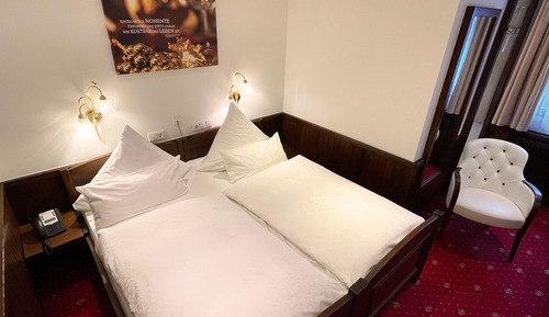 Standard-Doppelzimmer