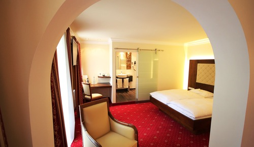 Junior-Suite (Main Building)