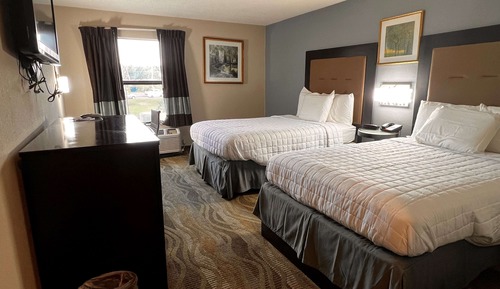 Standardzimmer, 2 Doppelbetten, Nichtraucher, Kühlschrank und Mikrowelle