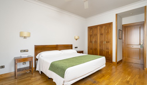 Premium-Einzelzimmer, 1 Doppelbett oder 2 Einzelbetten