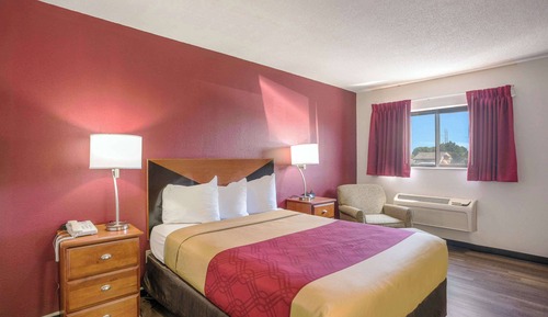 Zimmer, 1 Queen-Bett, Nichtraucher (Senior room)