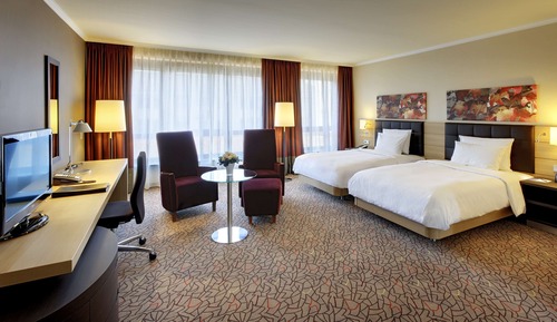 Hilton Deluxe, Zweibettzimmer