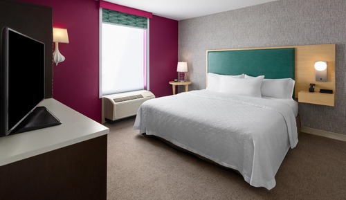 Suite, 1 King-Bett, barrierefrei, Badewanne (Mobility & Hearing)