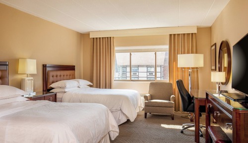 Traditional-Zimmer, 2 Doppelbetten