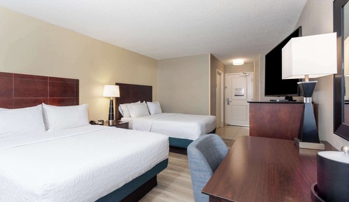 Zimmer, 2 Queen-Betten, Nichtraucher