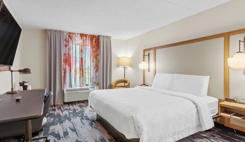 Zimmer, Nichtraucher (Mobility/Hearing Access, Roll-In Shwr)