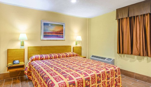 Zimmer, 1 King-Bett, Raucher, Mikrowelle