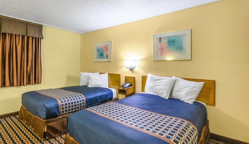 Zimmer, 2 Doppelbetten, Raucher, Mikrowelle