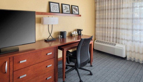 Zimmer, 2 Doppelbetten (Hearing Accessible)