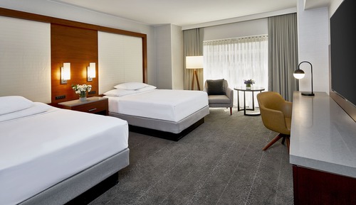 Zimmer, 2 Doppelbetten