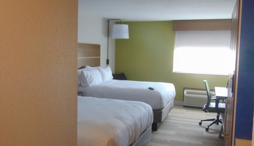 Standardzimmer, 2 Queen-Betten