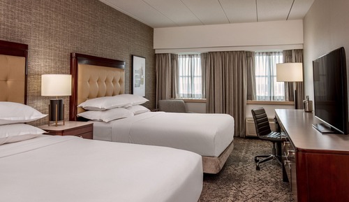 Traditional-Zimmer, 2 Doppelbetten (Mobility Accessible, Roll-in Shower)