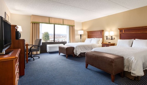 Zimmer, 2 Queen-Betten, barrierefrei, Nichtraucher (Mobility, Hearing, Bathtub)