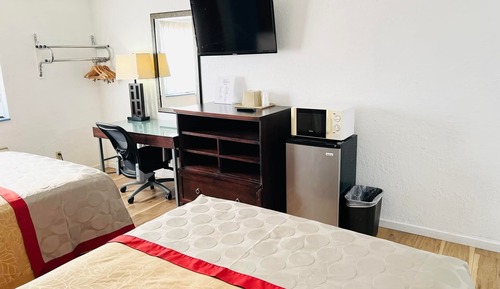 Zimmer, 2 Queen-Betten, Nichtraucher