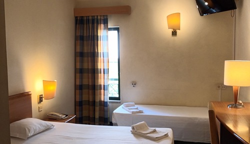 Standard-Dreibettzimmer