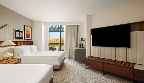 Zimmer, 2 Queen-Betten, Bergblick