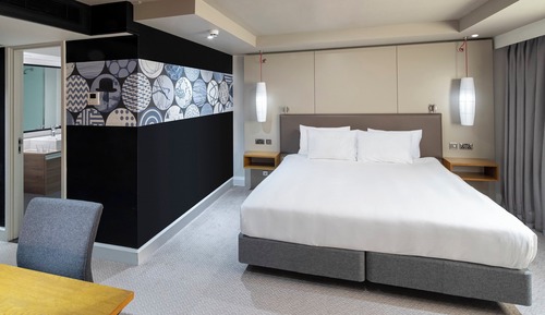 Suite, 1 Schlafzimmer, Zutritt zur Club Lounge (High Floor)