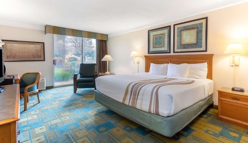 Deluxe-Zimmer, 1 King-Bett, Nichtraucher