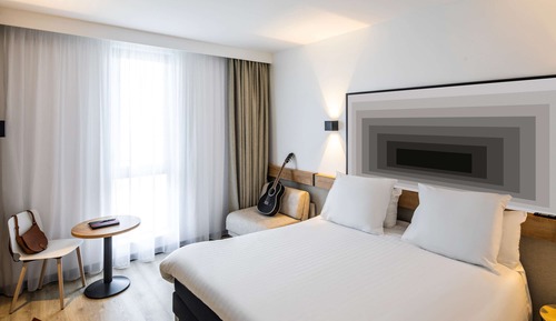 Standard-Doppelzimmer, Mehrere Betten