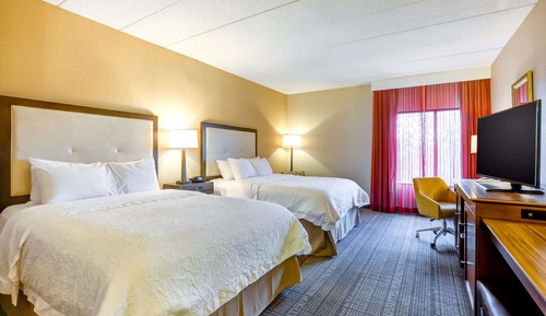 Zimmer, 2 Queen-Betten