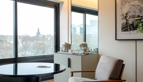 Superior-Zimmer, 1 King-Bett, Nichtraucher, Poolzugang